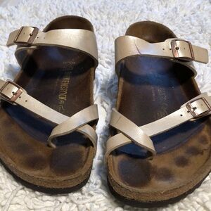 🚨B2G1 BIRKENSTOCK Metallic Pink Strapped Sandals